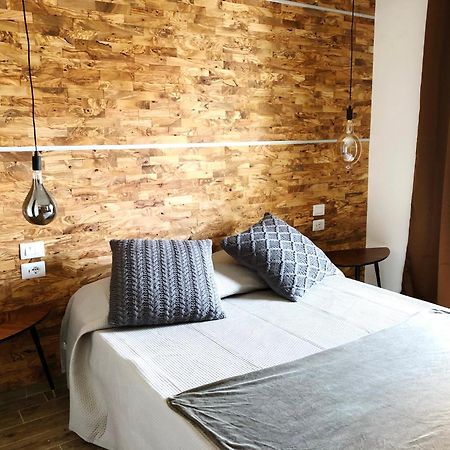 Arya Cagliari Hotel Екстериор снимка
