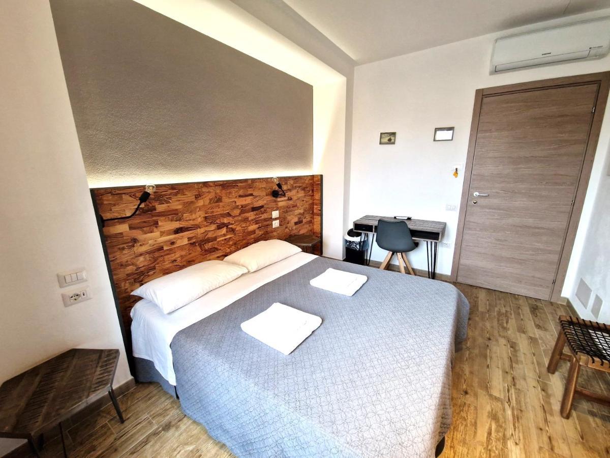 Arya Cagliari Hotel Екстериор снимка
