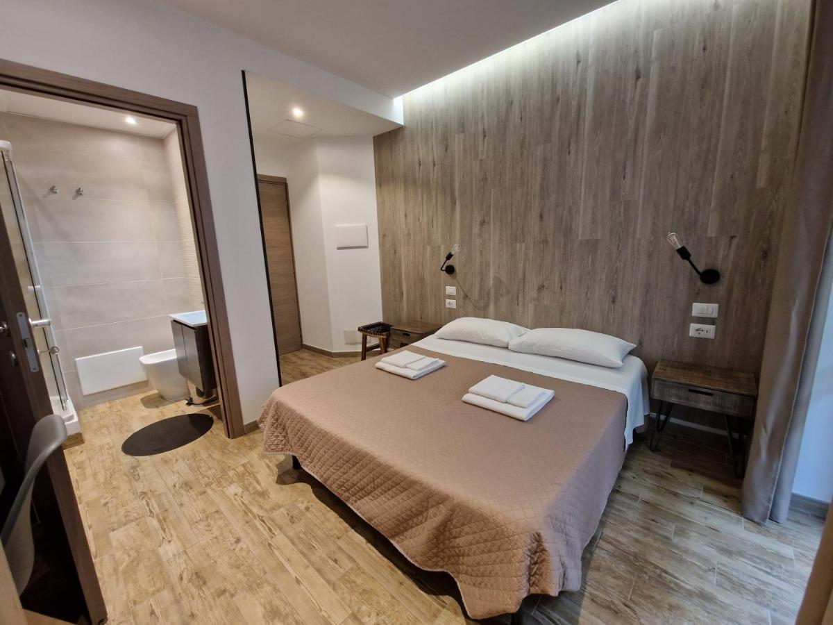 Arya Cagliari Hotel Екстериор снимка