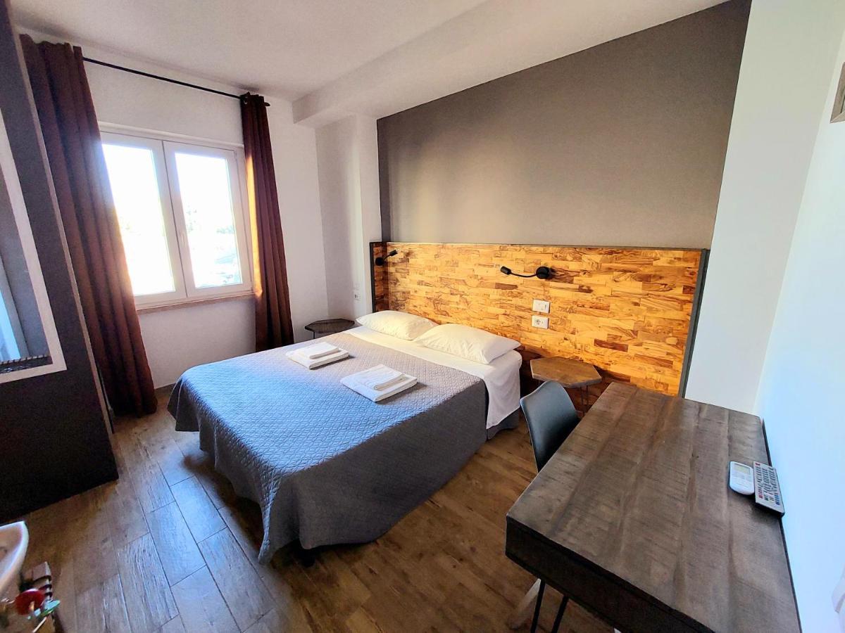 Arya Cagliari Hotel Екстериор снимка