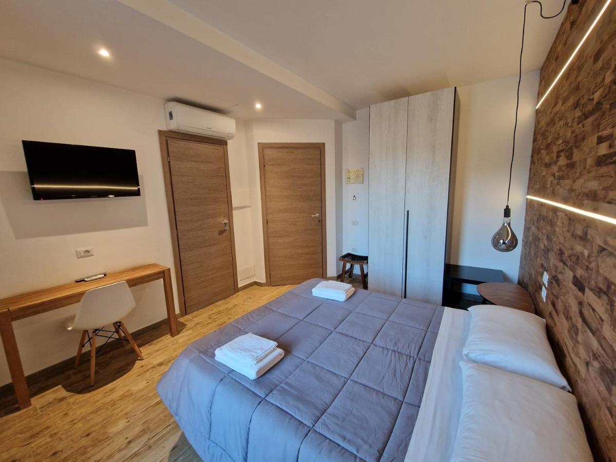 Arya Cagliari Hotel Екстериор снимка