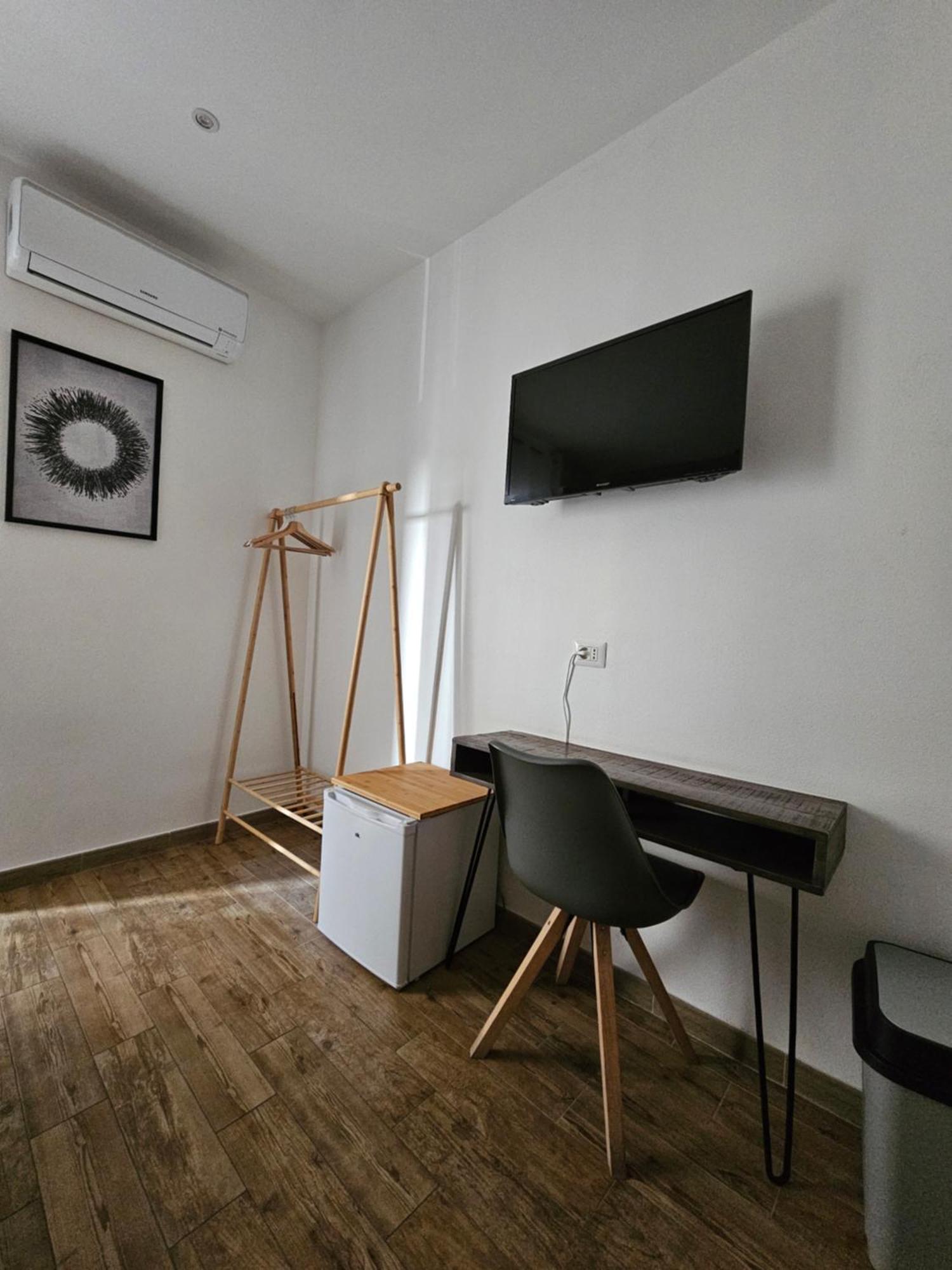 Arya Cagliari Hotel Екстериор снимка